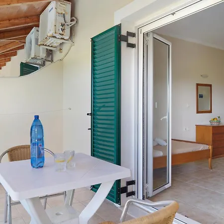 Sandy Maria 404 Apartman *