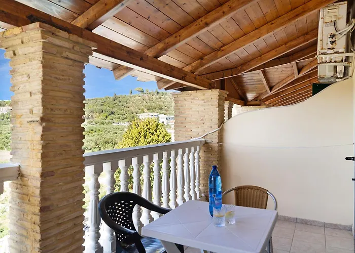 Апартаменты Sandy Maria 404 *